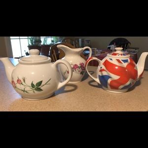 Teapots and Pitcher